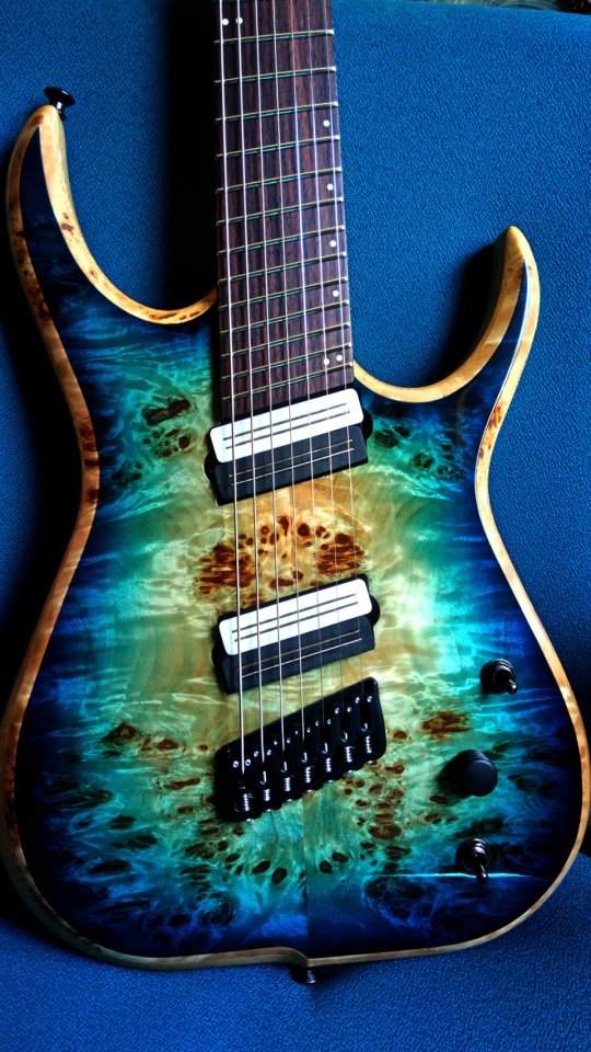 Skervesen Raptor 7 Laguna Burst de segunda mano · Foto 6 de 10 · Bizkaia · 3100 €