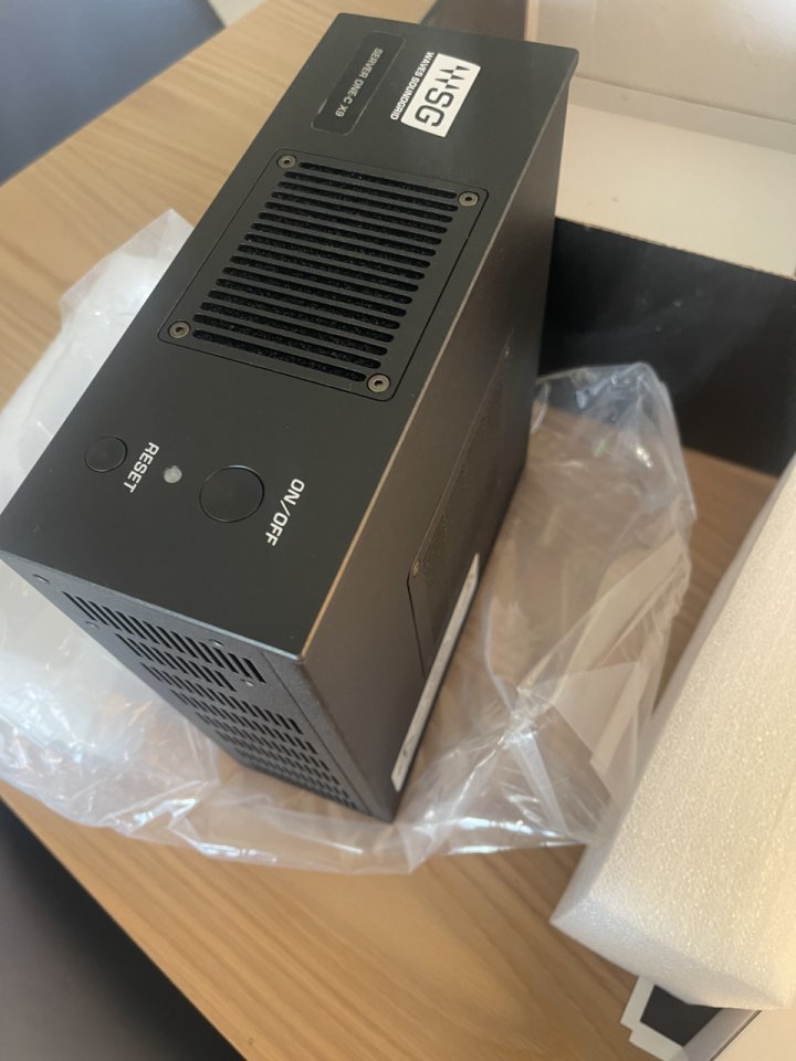 Waves sound grid Server One-C X9 de segunda mano · Foto 3 de 5 · Madrid · 500 €