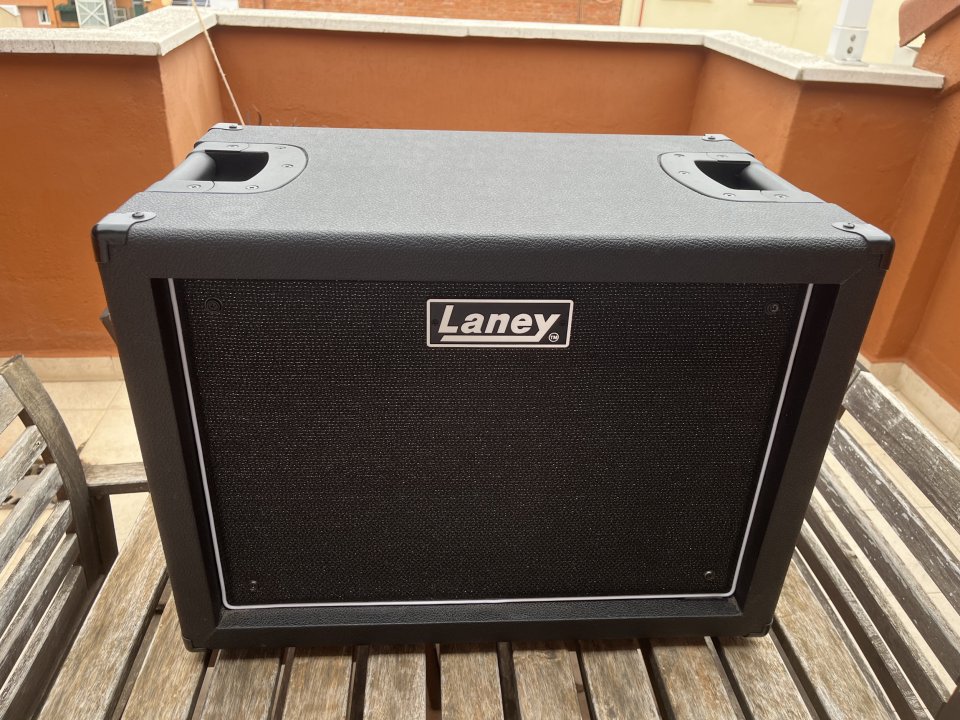 Laney LFR-112 pantalla FRFR ideal para usar con Quad Cortes , Fractal , kemper , etc. de segunda mano · Foto 5 de 5 · Madrid · 350 €