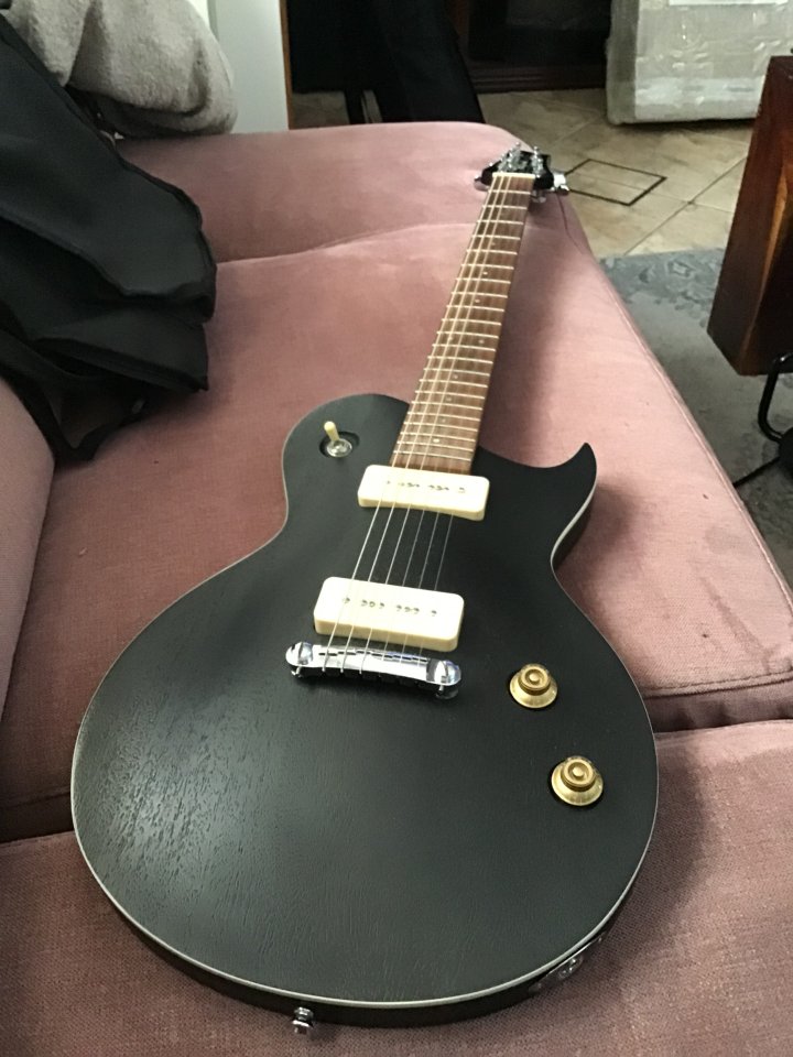 Aria pro2 con p90 les paul  Superrebaja solo hasta fin de mes
