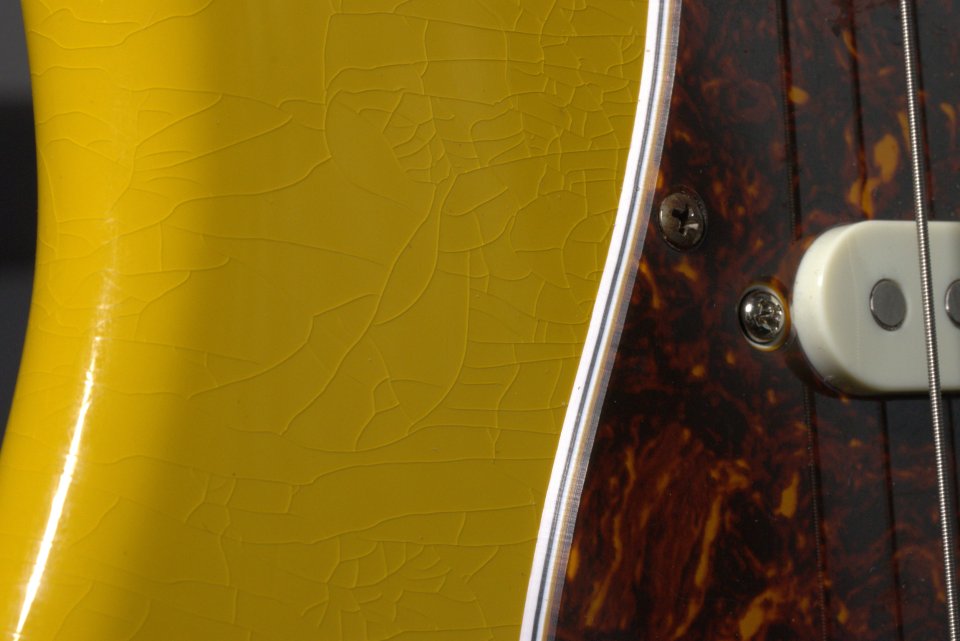 Moreno Partscaster strat graffiti yeeeellow!