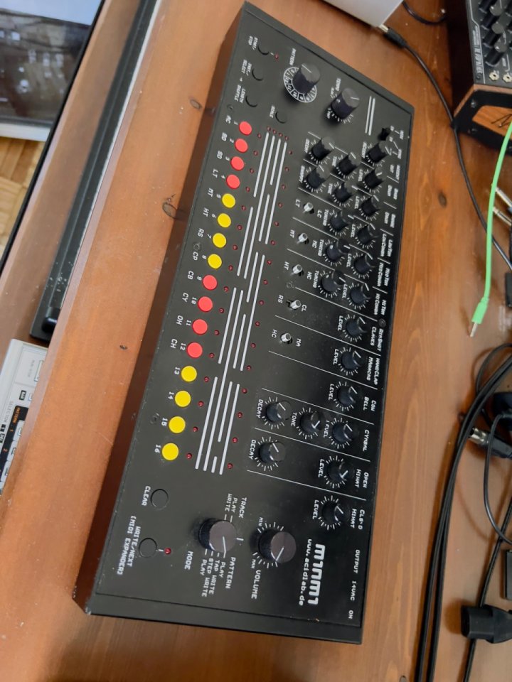 Acidlab Miami 808 de segunda mano · Foto 3 de 4 · Madrid · 808 €