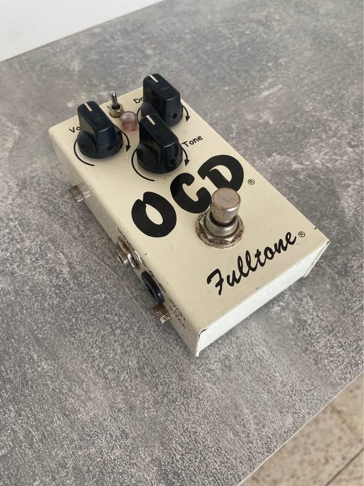 Vendo Pedales. Strymon, Keeley, Fulltone. de segunda mano · Foto 3 de 4 · Tarragona · 150 €