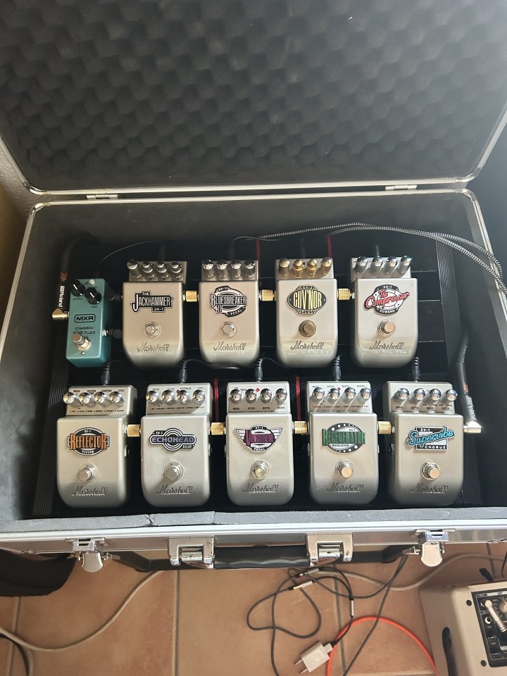 Todos los pedales MARSHALL juntos. OCASION UNICA.