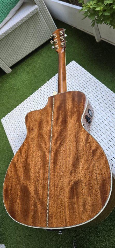 Fender Electroacústica de segunda mano · Foto 9 de 10 · Madrid · 399 €