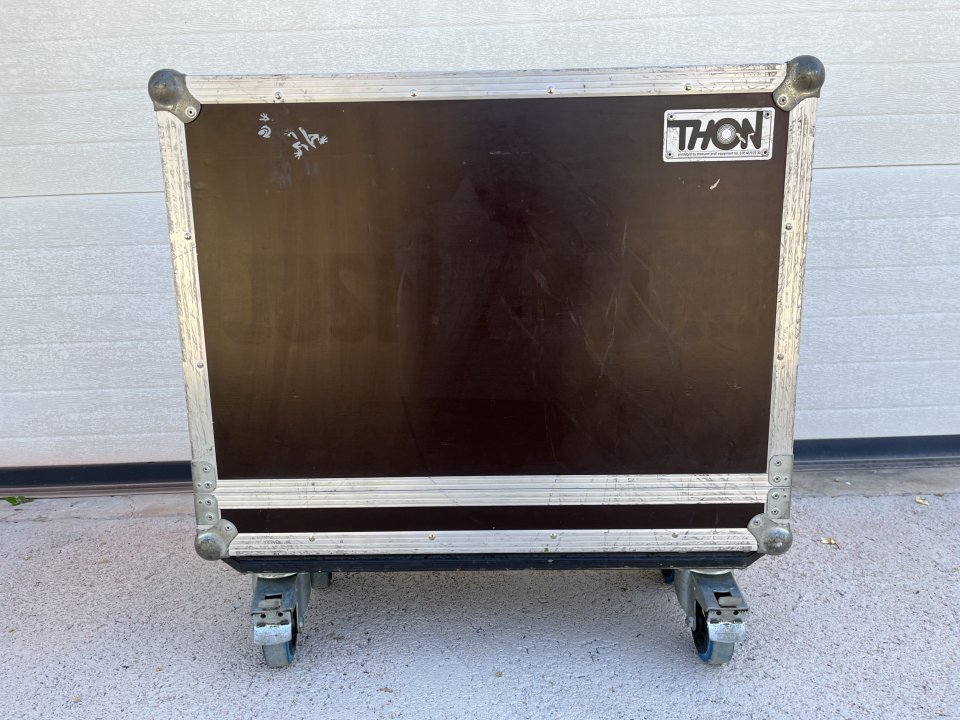 Fender 65 Twin Reverb Amplificador Guitarra de segunda mano · Foto 7 de 10 · Alicante · 1300 €