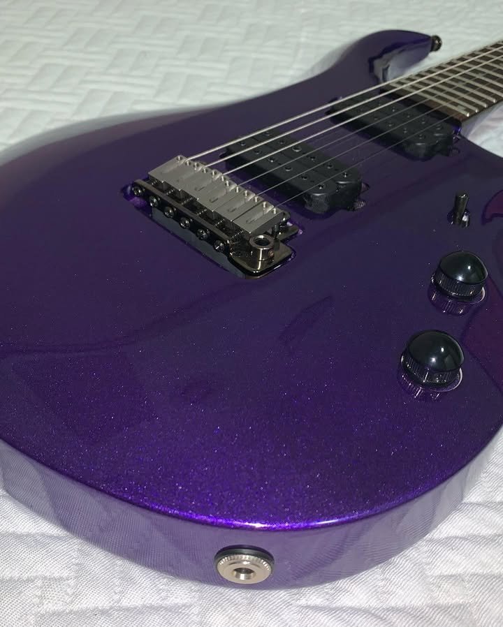 Sterling JP Majesty Guitarra Eléctrica Morado