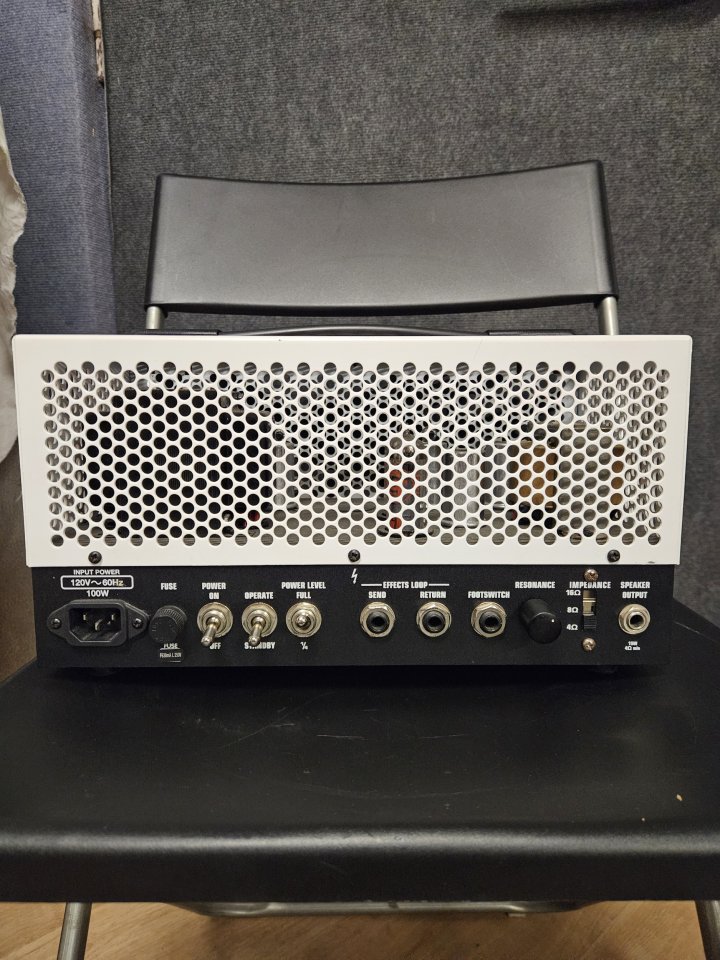 Amplificador EVH LBXII de segunda mano · Foto 2 de 4 · Madrid · 380 €