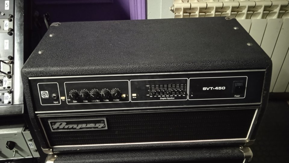 Ampeg SVT-450 + pantalla SVT15E de segunda mano · Foto 2 de 7 · Madrid · 999 €
