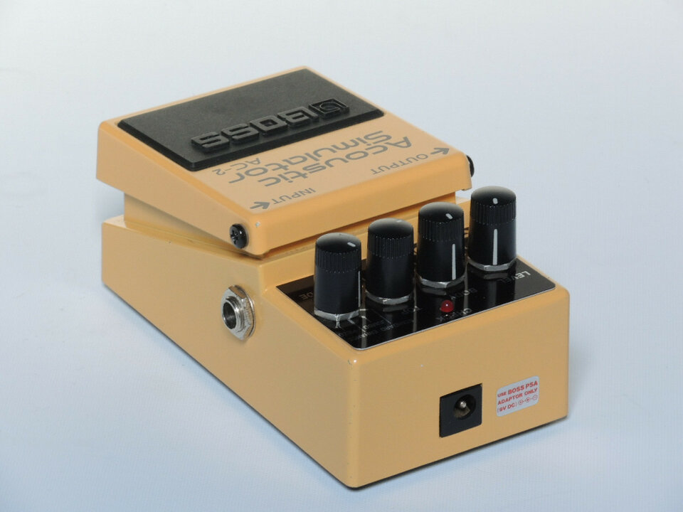 Boss Acoustic Simulator AC-2