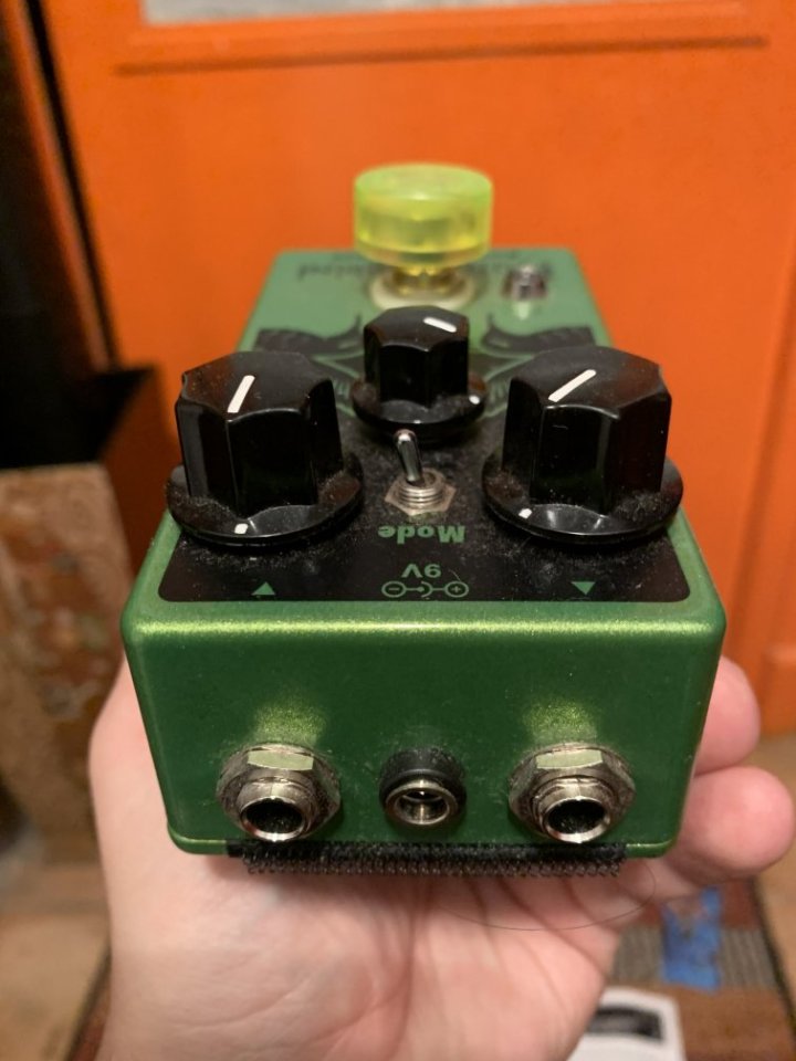 EarthQuaker Devices Hummingbird V3 (Tremolo tipo VOX Repeat Percussion)
