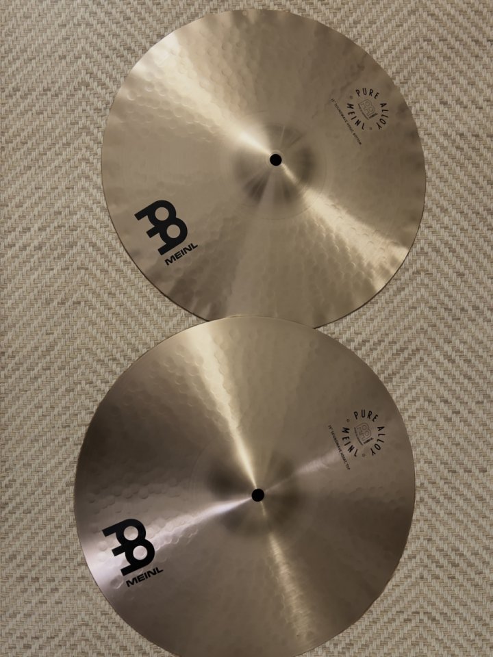 Meinl Pure Alloy Soundwave Hi-Hat 15" de segunda mano · Foto 1 de 5 · Madrid · 300 €