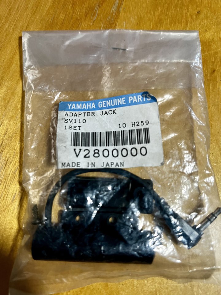 Adaptador Yamaha SV110 para Violínes Eléctricos Yamaha de segunda mano · Foto 1 de 3 · Albacete · 40 €