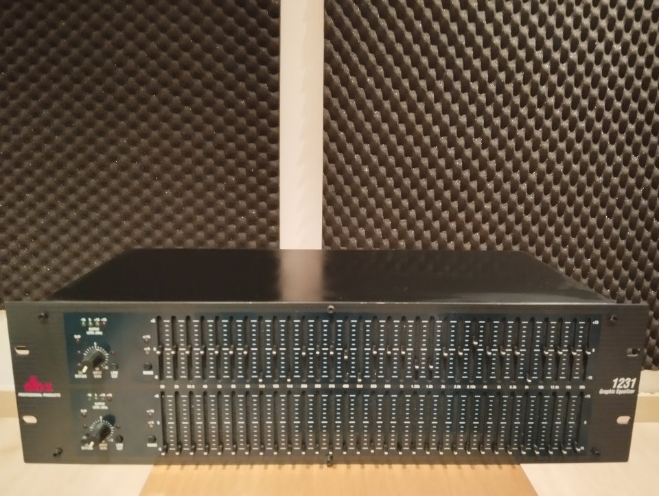 Ecualizador dbx 1231