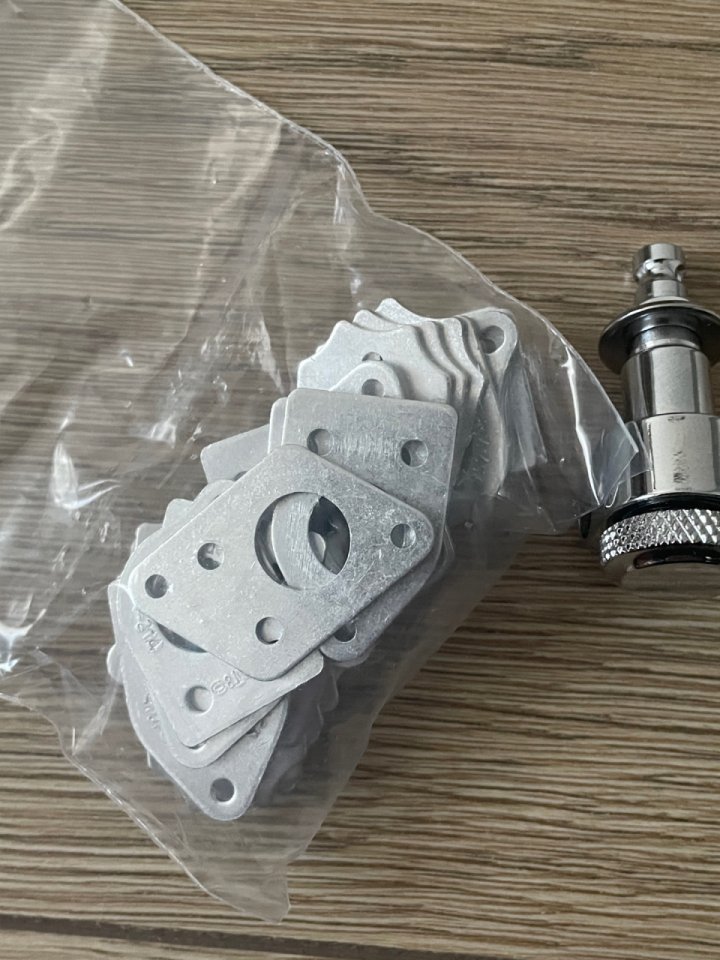 Clavijas de bloqueo Locking Tuners de segunda mano · Foto 3 de 4 · Granada · 27 €