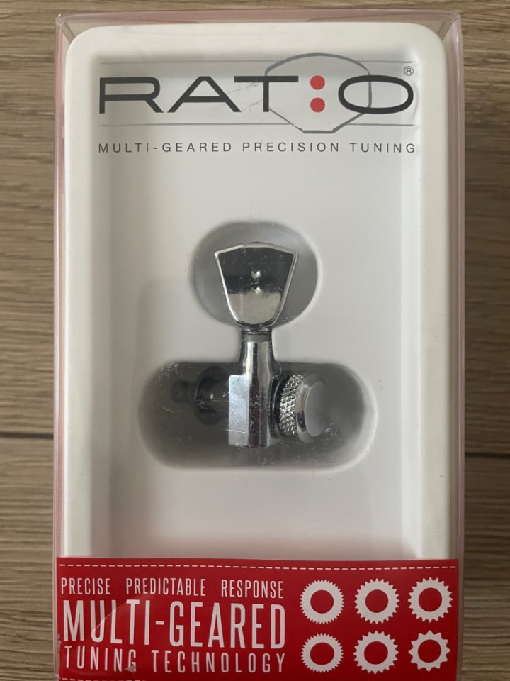 Clavijas de bloqueo Locking Tuners de segunda mano · Foto 4 de 4 · Granada · 27 €