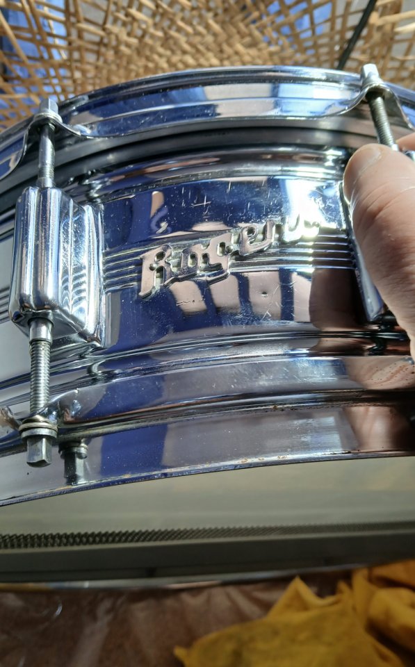 Caixa/Tabal Rogers Dynasonic