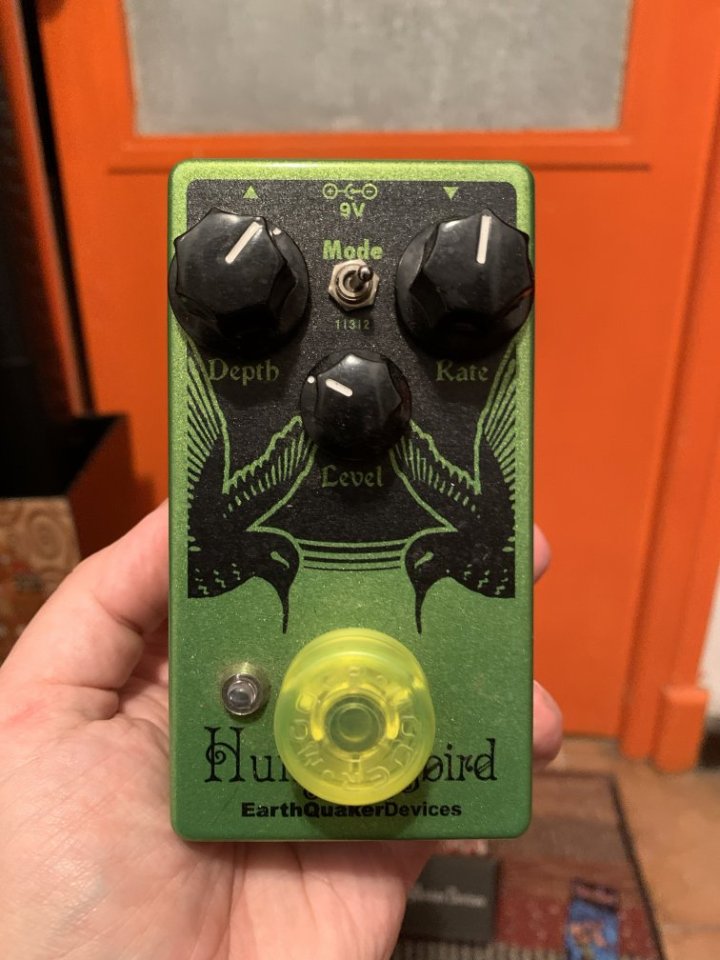 EarthQuaker Devices Hummingbird V3 (Tremolo tipo VOX Repeat Percussion)