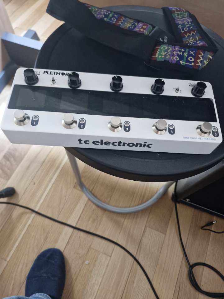Tc electronic plethora x5 de segunda mano · Foto 3 de 4 · Córdoba · 240 €