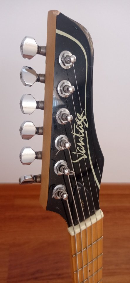 Guitarra eléctrica Vantage Corea años 90 de segunda mano · Foto 3 de 10 · Cuenca · 230 €