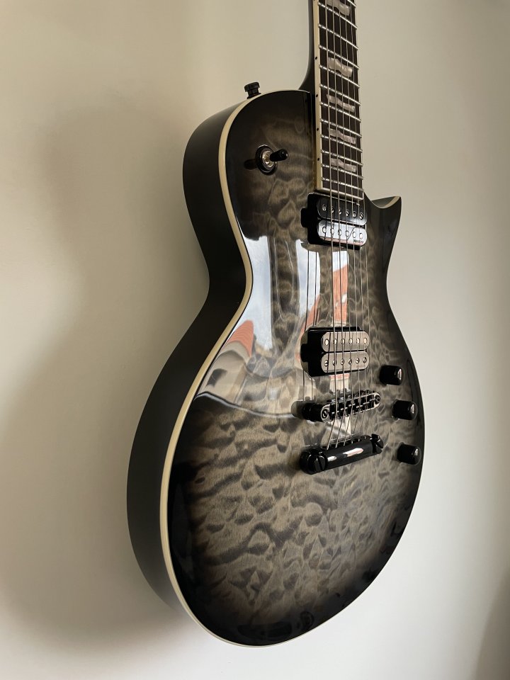 Vendo guitarra ESP LTD EC-1000T CTM CB