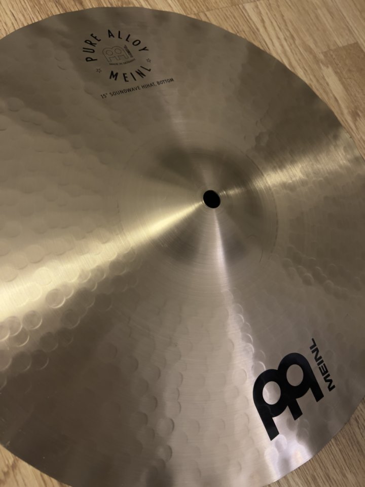 Meinl Pure Alloy Soundwave Hi-Hat 15" de segunda mano · Foto 5 de 5 · Madrid · 300 €