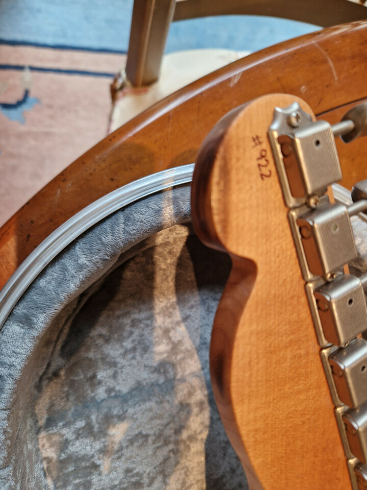 PJD Guitars Carey Apprentice 2023 - Relic Midnight Black Cracked Lacquer