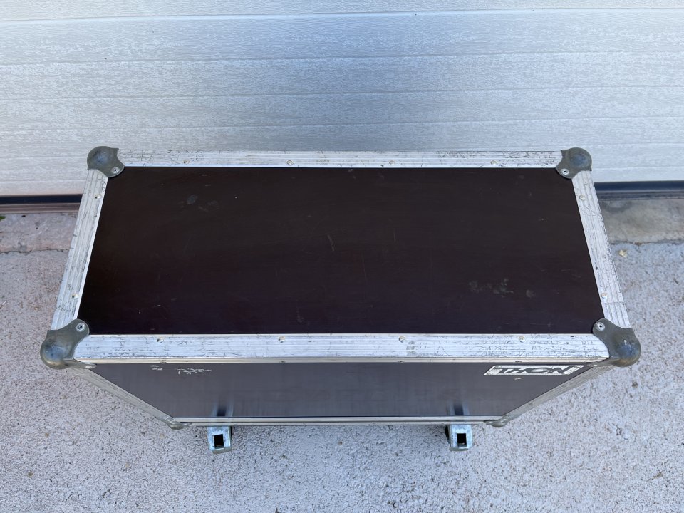 Fender 65 Twin Reverb Amplificador Guitarra de segunda mano · Foto 8 de 10 · Alicante · 1300 €
