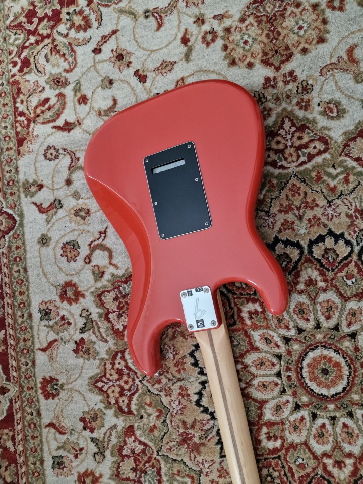 Fender stratocaster player special edition fiesta red