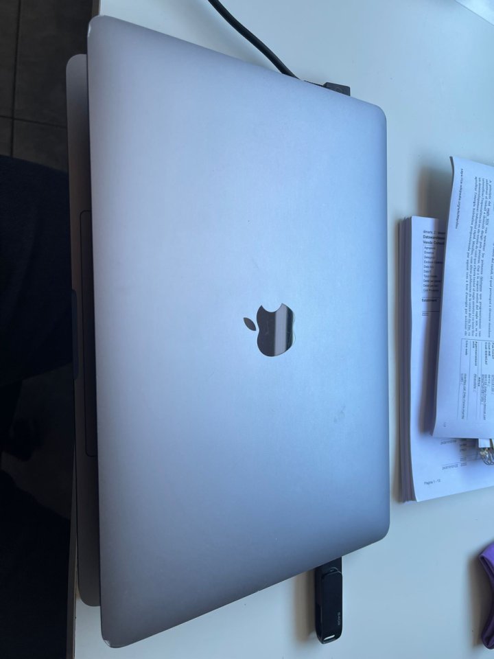 Vendo Macbook Pro 13"