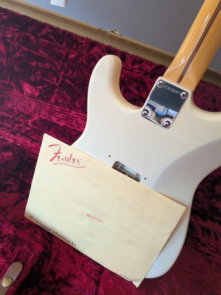 Fender Stratocaster American Vintage 56 de segunda mano · Foto 3 de 4 · Madrid · 1750 €