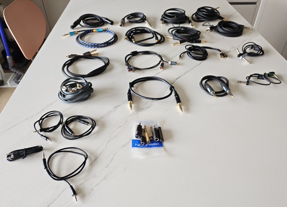 Cables Varios de segunda mano · Foto 1 de 10 · Araba · 100 €