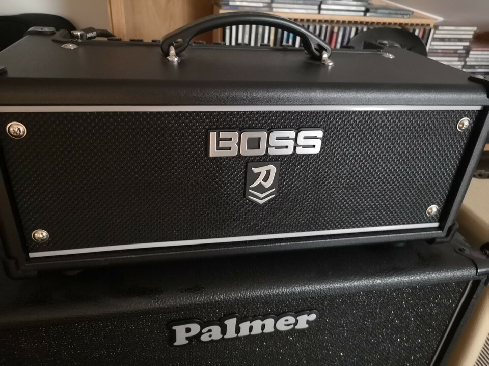 Boss katana 100 head MkII+pedalera+funda. Como Nuevo