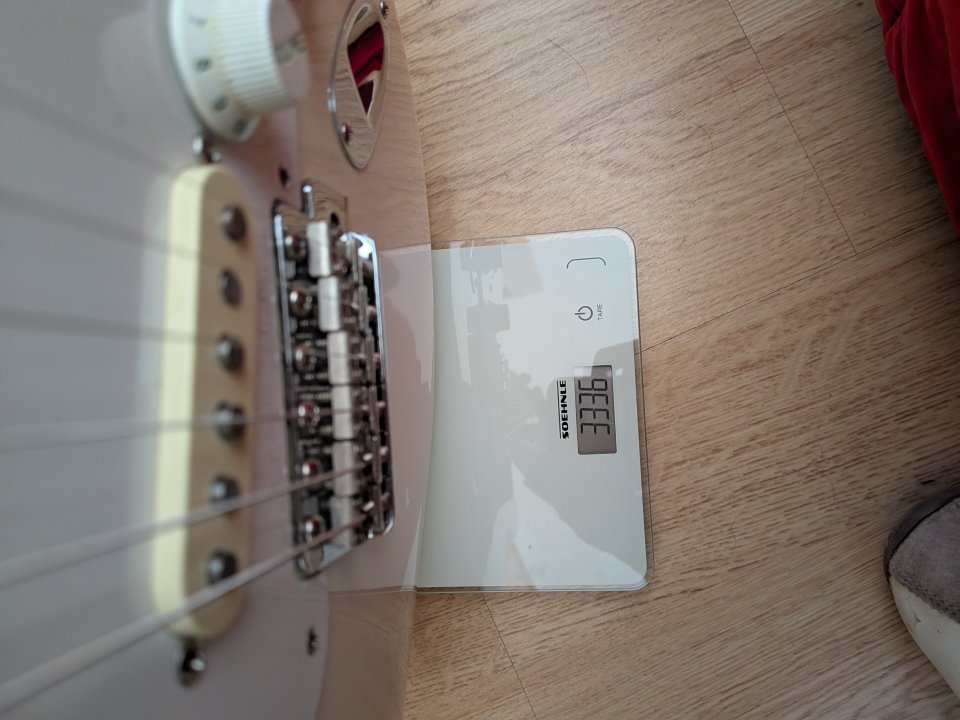 Fender Stratocaster American Vintage 56 de segunda mano · Foto 4 de 4 · Madrid · 1750 €