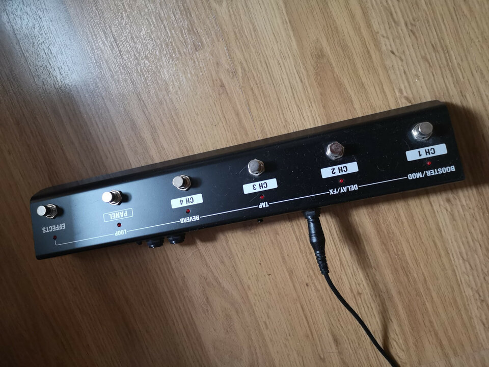 Boss katana 100 head MkII+pedalera+funda. Como Nuevo