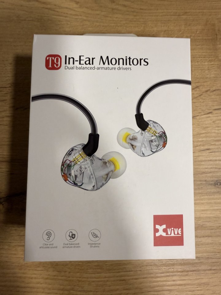 Xvive T9 inear monitors