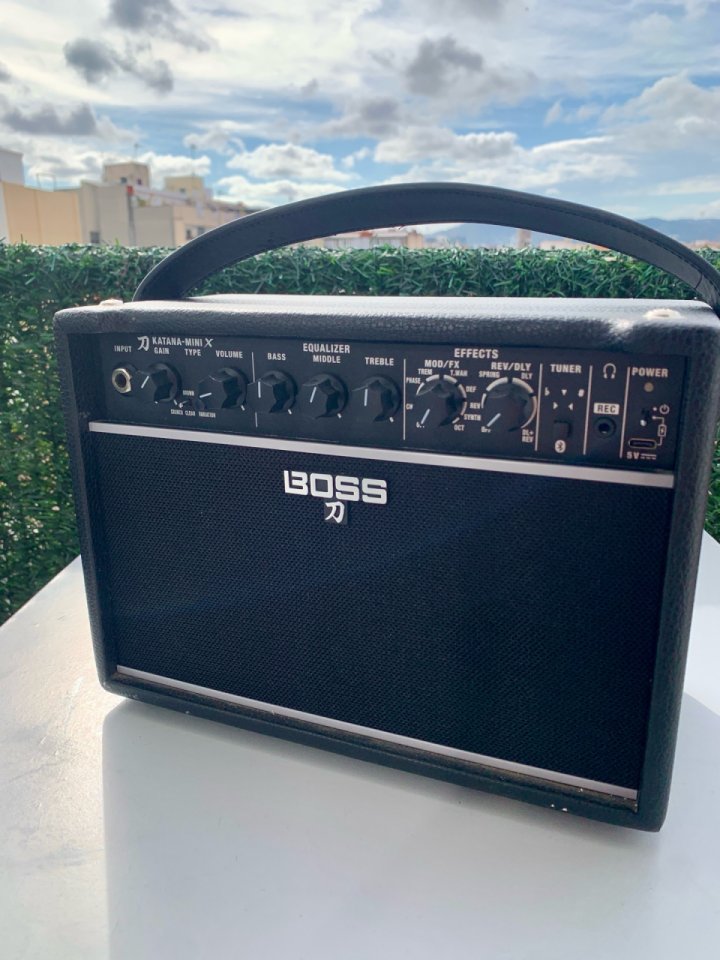 Boss Katana Mini X de segunda mano · Foto 1 de 7 · Barcelona · 120 €