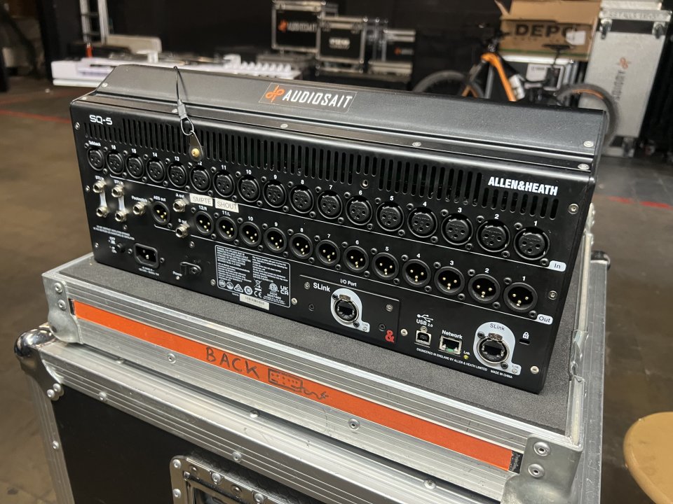 Allen&Heath SQ5 (con flightcase) + Patch 32/16 de segunda mano · Foto 4 de 10 · Alicante · 3100 €