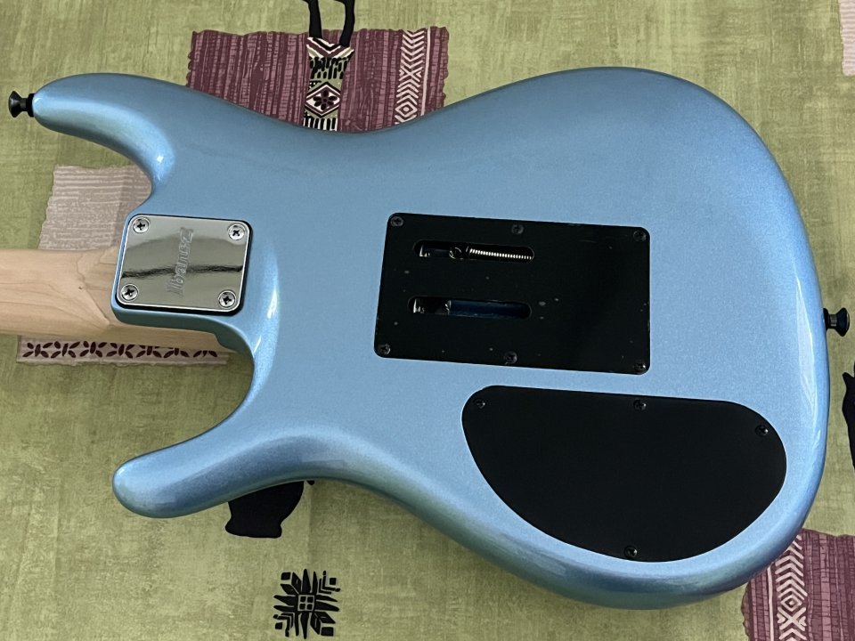 Ibanez JS140M-SDL con DiMarzio