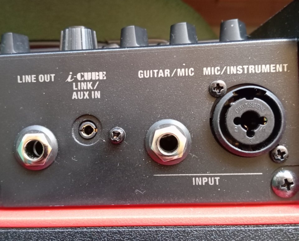 Boss cube street II. PORTÁTIL.