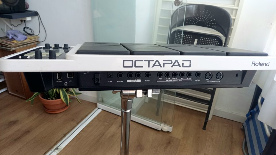 Roland SPD-30 de segunda mano · Foto 5 de 5 · Málaga · 480 €