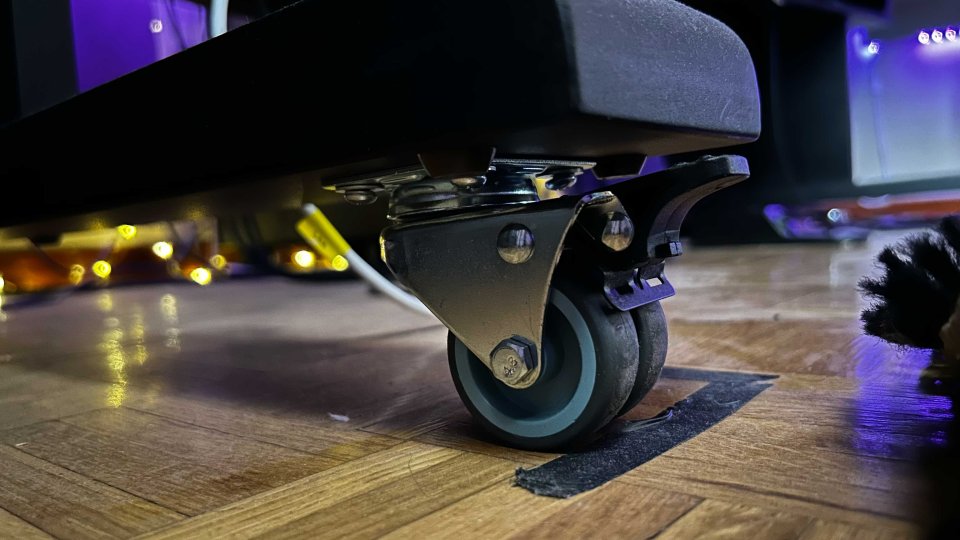 Mesa de estudio Bram Modular 16U