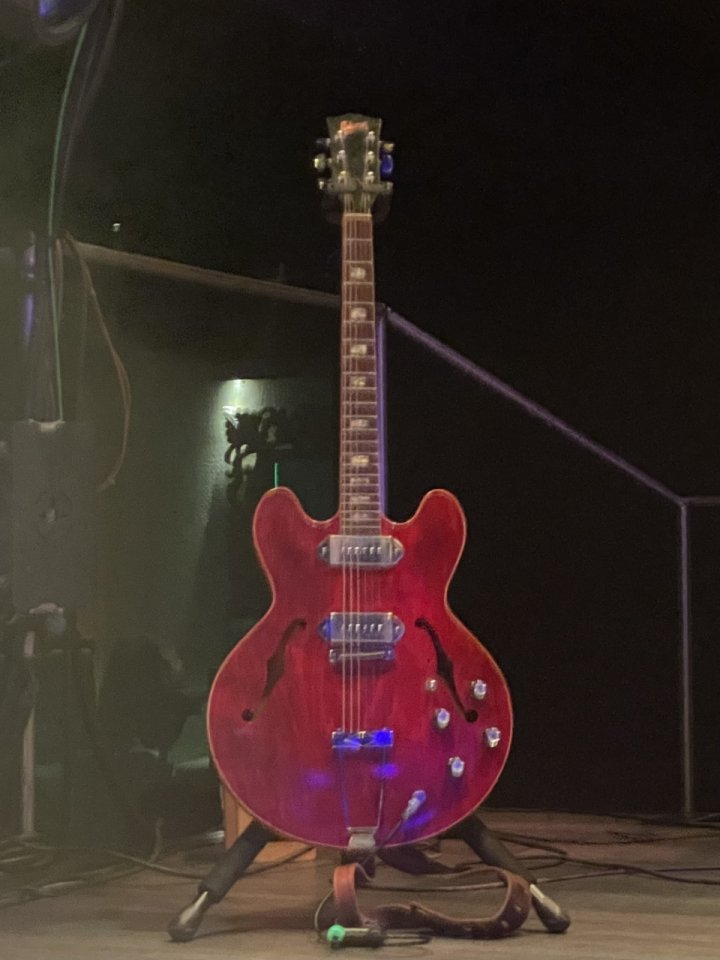 Guitarra Gibson ES330 1969-70