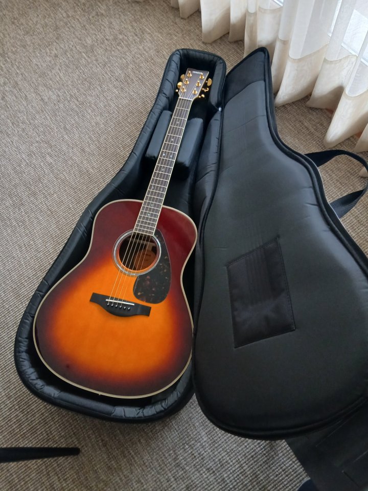 Guitarra acústica yamaha Ll16 de segunda mano · Foto 9 de 10 · Bizkaia · 825 €