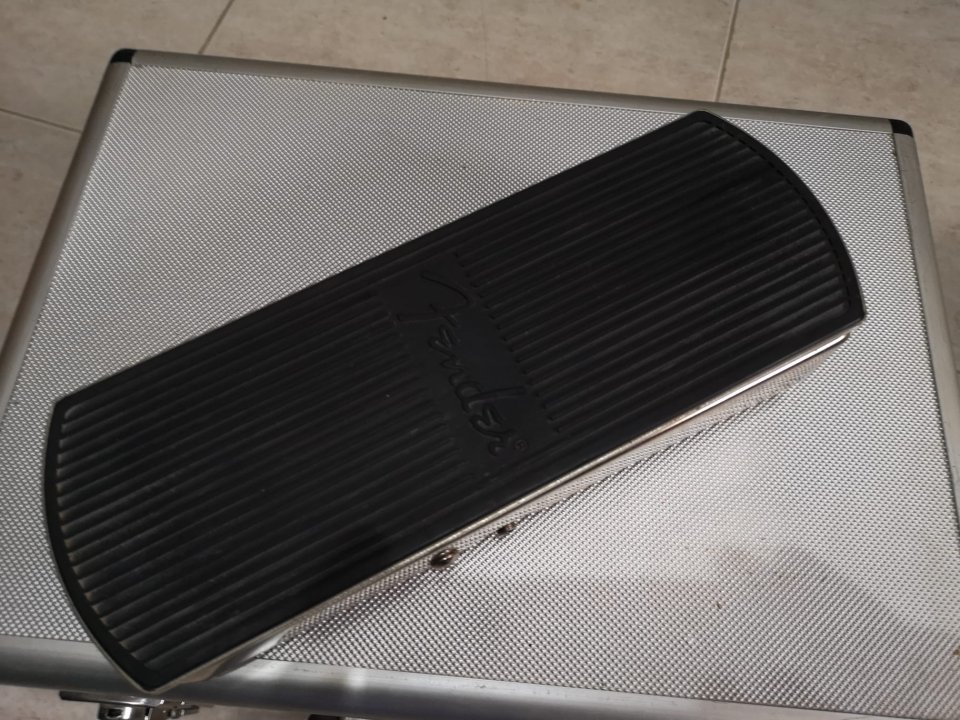 FENDER Classics Volume-Tone (RESERVADO)