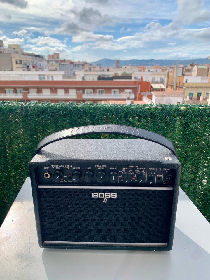 Boss Katana Mini X de segunda mano · Foto 5 de 7 · Barcelona · 120 €