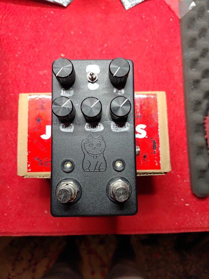 JHS Pedals Lucky Cat (Black) de segunda mano · Foto 1 de 2 · Huelva · 140 €