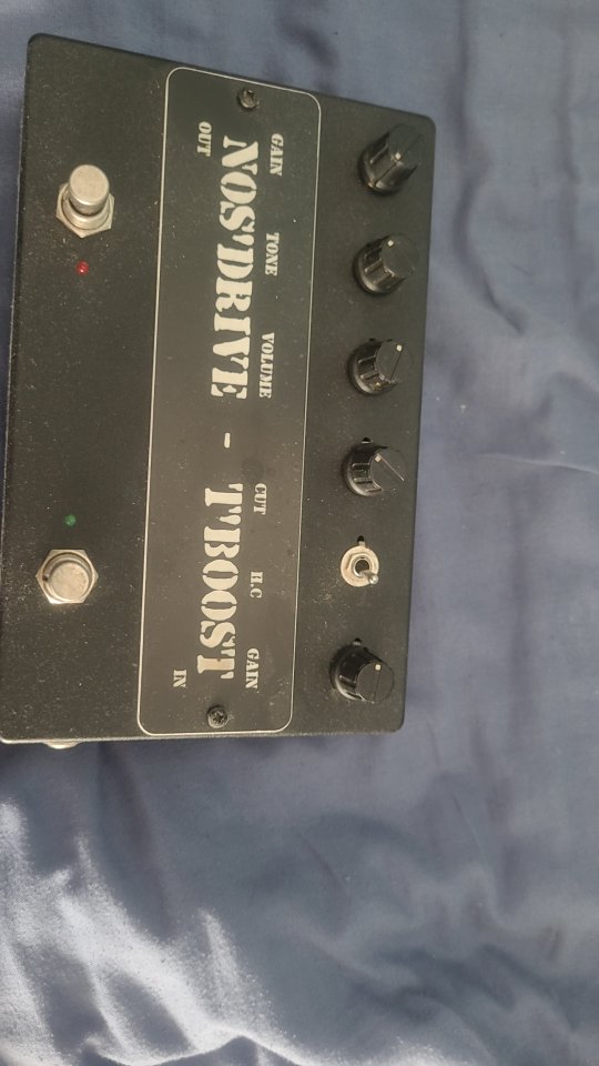 pedal amplificador de segunda mano · Madrid · 130 €