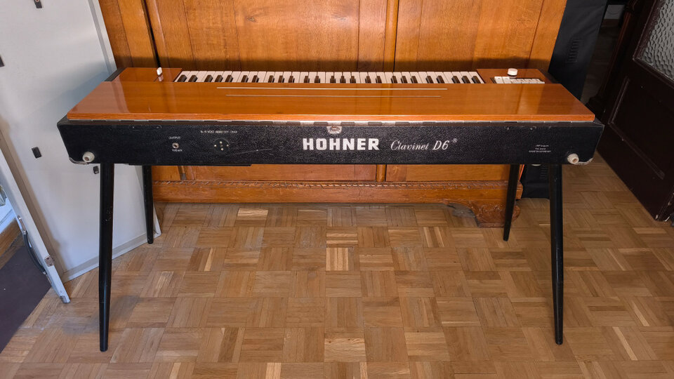Clavinet D6 de segunda mano · Foto 3 de 10 · Madrid · 5000 €
