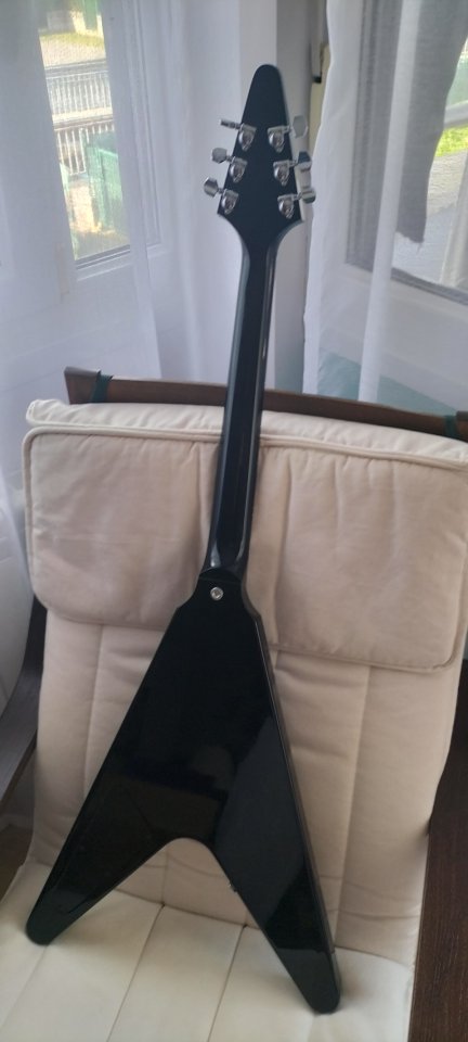 Gibson flying v 80's ebony